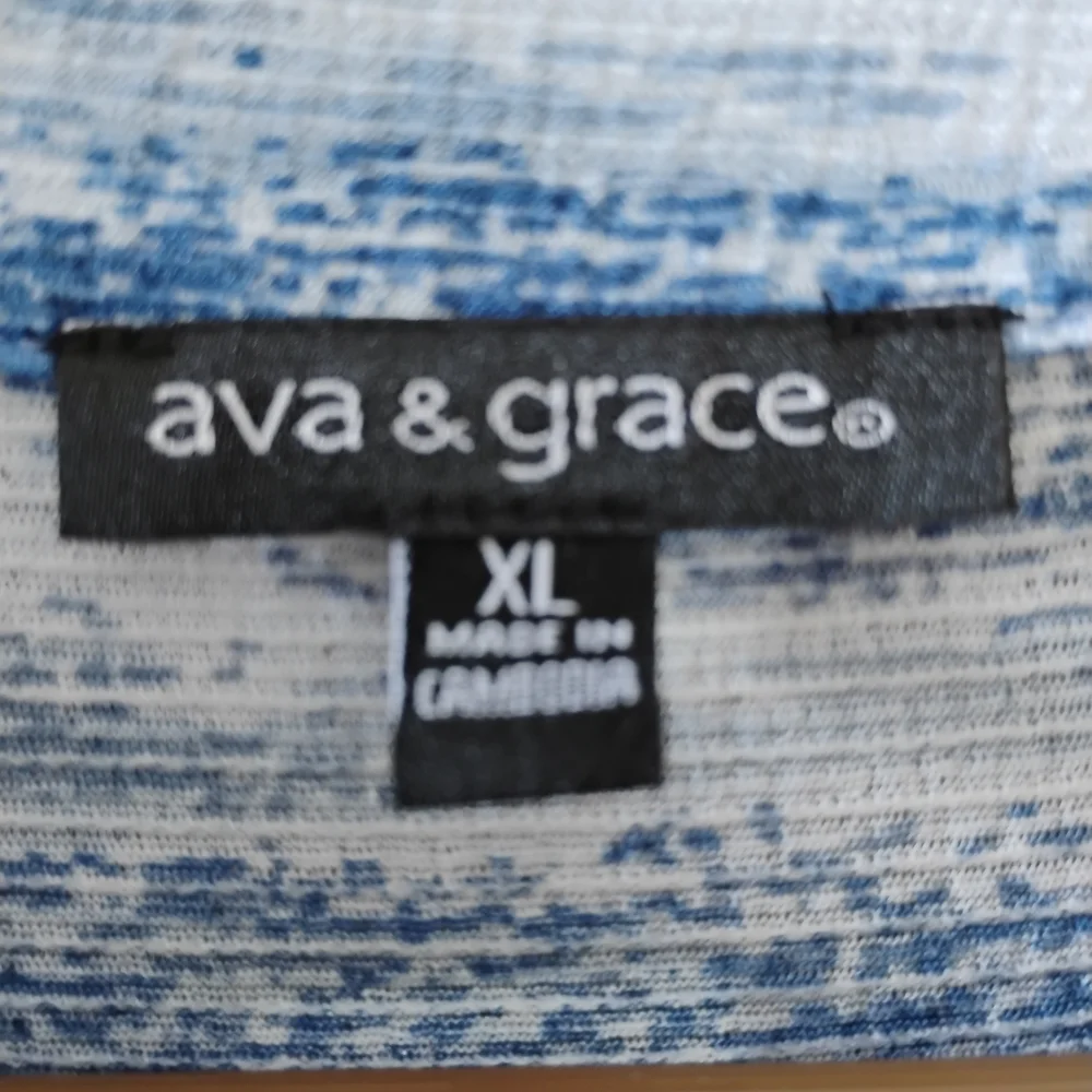 Ava & Grace Blue Striped Henley Tunic Top Sz XL - Picture 3 of 5